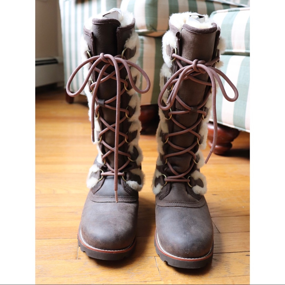 UGG W Rommy Tall Lace-Up Boots Size 7